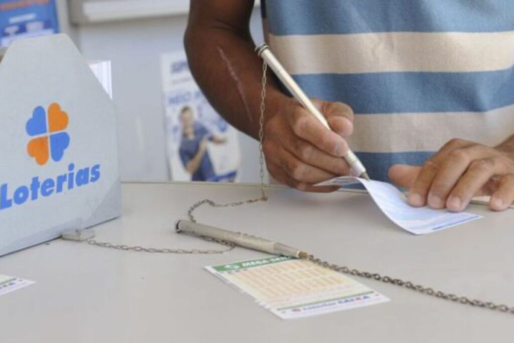 Loterias Caixa realiza cinco sorteios hoje. Imagem: Agência Brasil