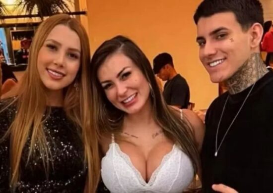 Andressa Urach ao lado da nora e do filho. Imagem: Reprodução/Instagram