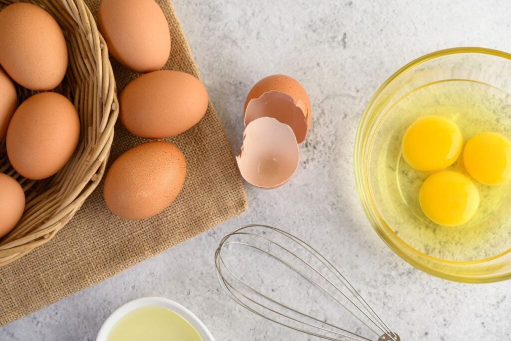 Especialistas recomendam consumo de ao menos um ovo por dia. Imagem: Freepik