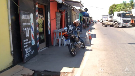 Homem morreu ao proteger filha durante tiroteio na tarde desta terça-feira (23) na zona leste de Manaus. Foto: Reprodução/TV Norte Amazonas.