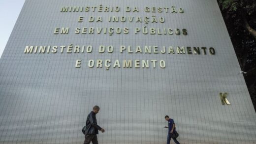 Ministério alerta sobre incidente que derrubou sistemas do governo.