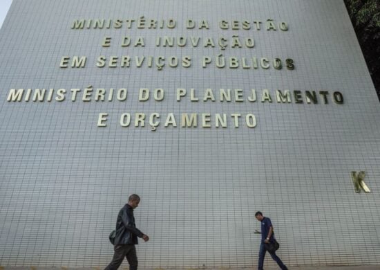 Servidores públicos terão proteção contra assédio no trabalho.