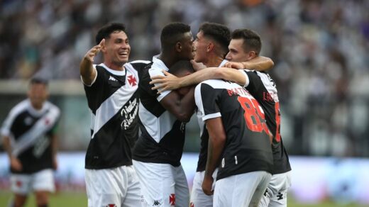 Atlético-GO e Vasco se enfrentam no primeiro duelo das oitavas da Copa do Brasil 2024 em busca de um lugar nas quartas de final."