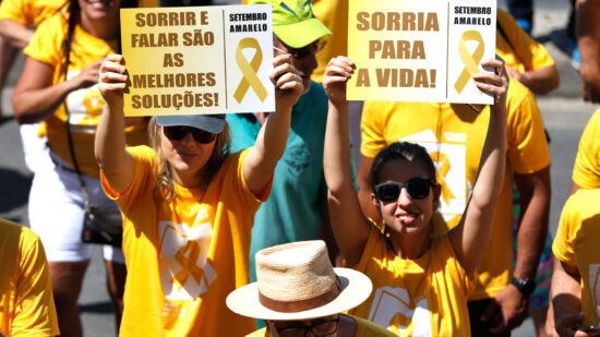 A Campanha Setembro Amarelo pretende informar para prevenir o suicídio e estimular as pessoas a buscar ajudaA Campanha Setembro Amarelo pretende informar para prevenir o suicídio e estimular as pessoas a buscar ajuda