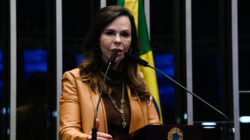 Em discurso, à tribuna, senadora Professora Dorinha (União-TO) defende governador de Tocantins.