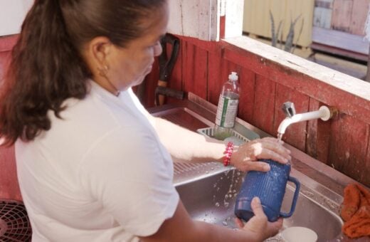 A Tarifa Social Manauara de água e esgoto é um benefício voltado para famílias de baixa renda