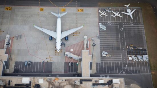 Avião faz pouso de emergência no aeroporto de Viracopos. Foto: Divulgação Aeroporto de Viracopos