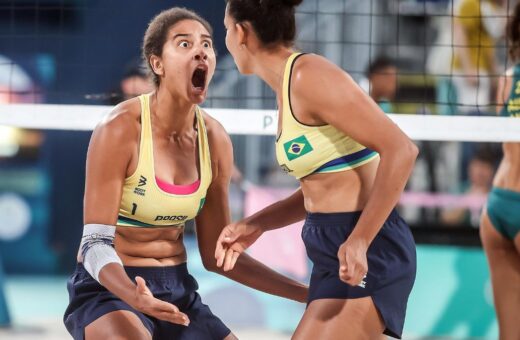 Brasil está na final do vôlei de praia feminino das Olimpíadas de Paris 2024.