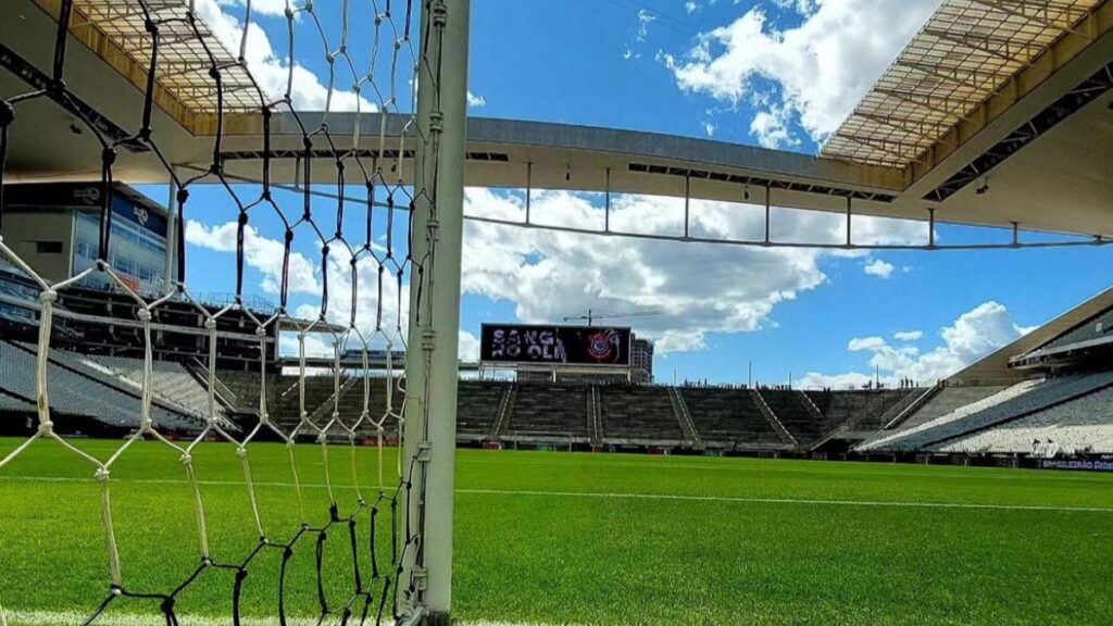 Neo Química Arena recebe Corinthians e Bragantino - Foto: @fernabrlima