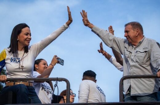 Opositores são investigados e conflito político se estende na Venezuela - Foto: Reprodução/X @EdmundoGU