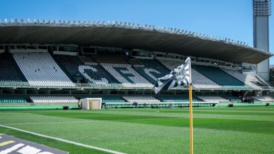 Grêmio e Fluminense jogam pela Libertadores no Couto Pereira, em Curitiba - Foto: JP Pacheco / Coritiba