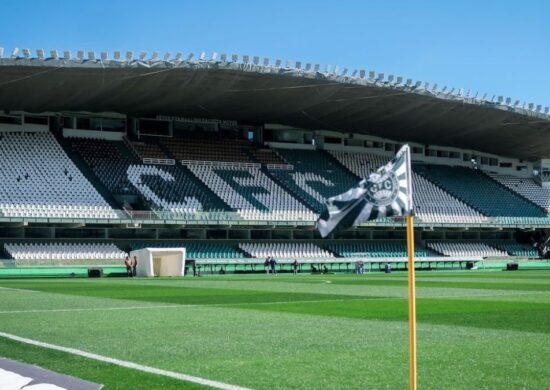 Grêmio e Fluminense jogam pela Libertadores no Couto Pereira, em Curitiba - Foto: JP Pacheco / Coritiba