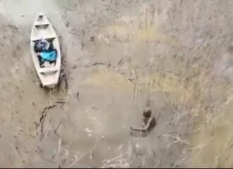 Pescador precisou tomar água da poça para sobreviver - Foto: Divulgação