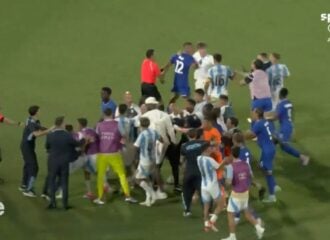 Jogadores da Seleção da Argentina expressaram frustração pela eliminação - Foto: Reprodução/Sportv