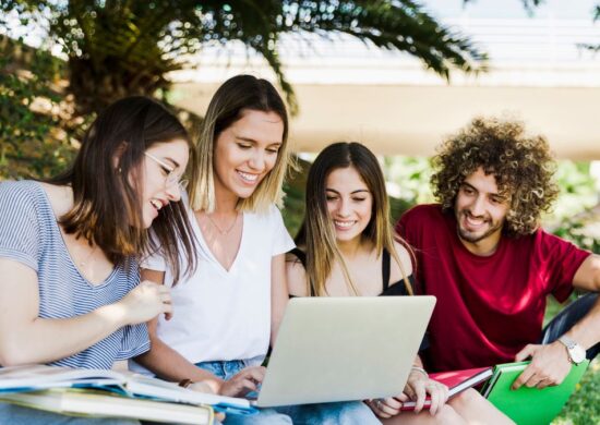 Estudantes podem contribuir para o INSS e garantir benefícios