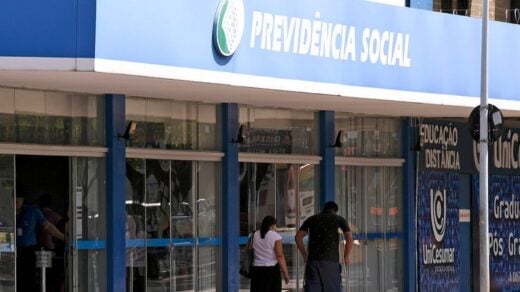 INSS paga aposentadorias de agosto nesta quarta