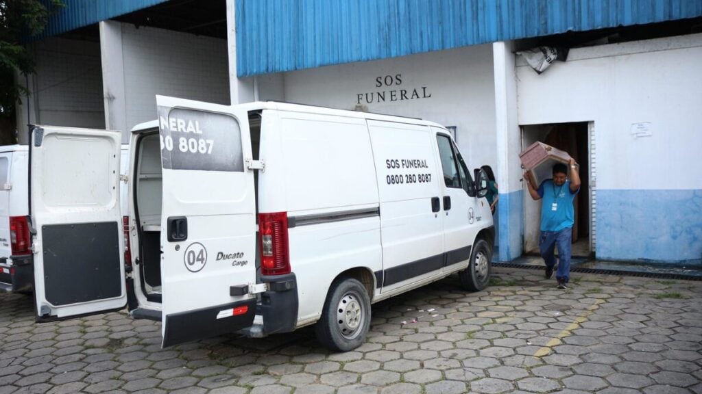 Saiba como ter acesso ao SOS Funeral em Manaus