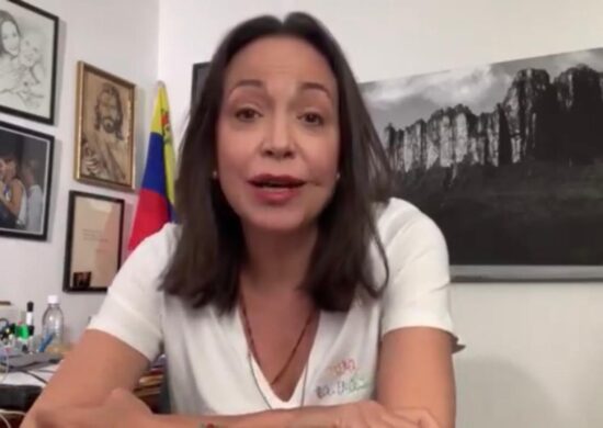 María Corina Machado agradeceu ao Brasil por assumir os interesses diplomáticos da Argentina na Venezuela.