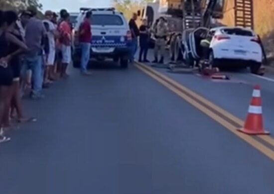 Engenheira ficou presas nas ferragens e Corpo de Bombeiros precisou remover o corpo - Foto: Reprodução Instagram/noticias_tocantins