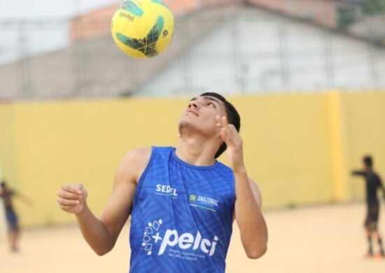 O atleta representará o Brasil na maior competição de favelas do mundo. Foto: Alex Pazuello/Secom