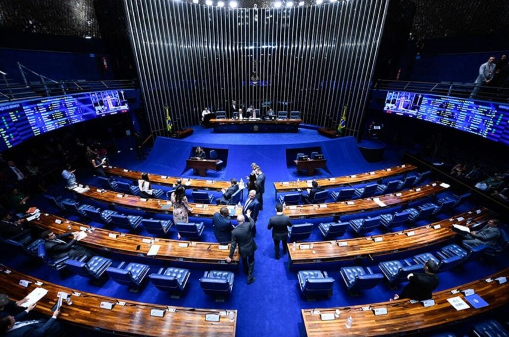 Cotas raciais; Senado aprova novas regras para candidaturas.