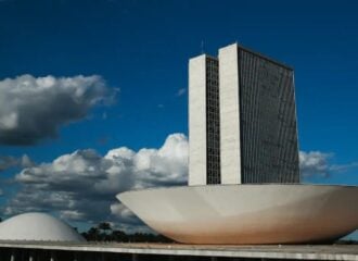 Emendas PIX: Deputados voltam a criticar decisão do STF.