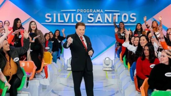 Silvio junto a plateia