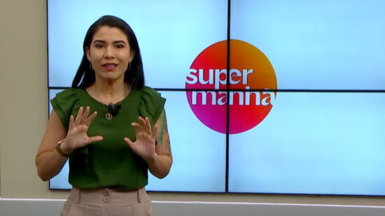 Apresentadora do Programa Super Manhã, Bárbara Mitoso. Foto: Reprodução/TV Norte Amazonas