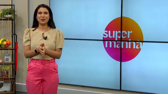 Apresentadora do Programa Super Manhã, Bárbara Mitoso. Foto: Reprodução/TV Norte Amazonas