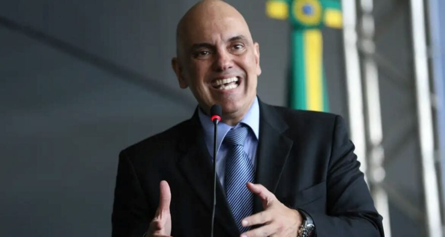 O ministro Alexandre de Moraes votou para garantir a revisão da vida toda aos aposentados do INSS