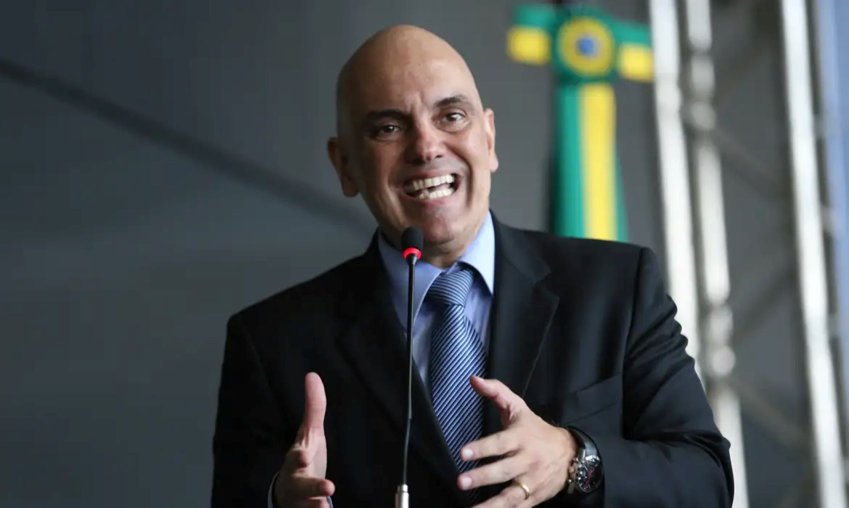 O ministro Alexandre de Moraes votou para garantir a revisão da vida toda aos aposentados do INSS