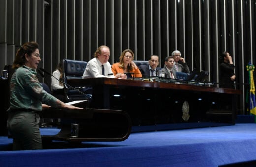 Presidente do Ibama, Rodrigo Agostinho, comparece ao Senado e pede a criação de linhas de crédito para o combate a incêndios.