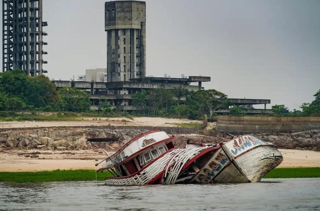 seca rio amazonas-capa