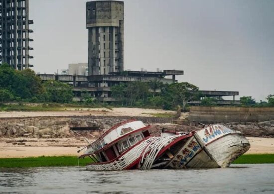 seca rio amazonas-capa