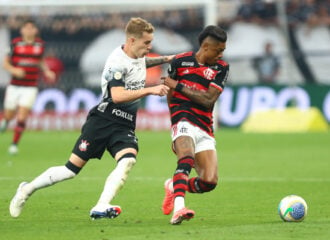 Corinthinans e Flamengo se enfrentam pela Copa do Brasil