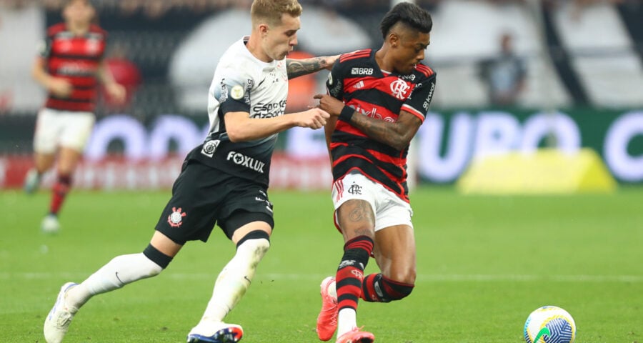 Corinthinans e Flamengo se enfrentam pela Copa do Brasil