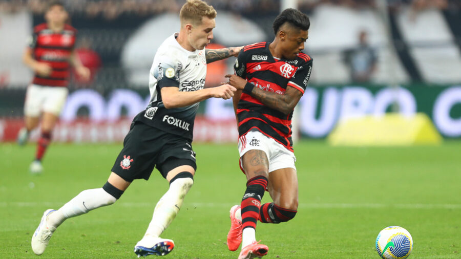 Corinthinans e Flamengo se enfrentam pela Copa do Brasil