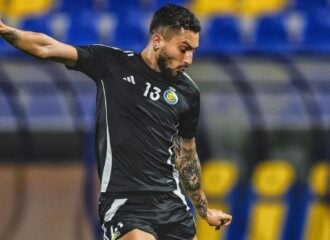 Vínculo entre clube e jogador terá duração de dois anos e meio - Foto: @alextelles13