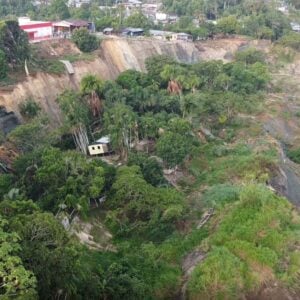 Desmoronamento-Amazonas