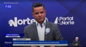 Segundo bloco de entrevista tem perguntas com temas sorteados - Foto: Geovanni Pereira/TV Norte Tocantins