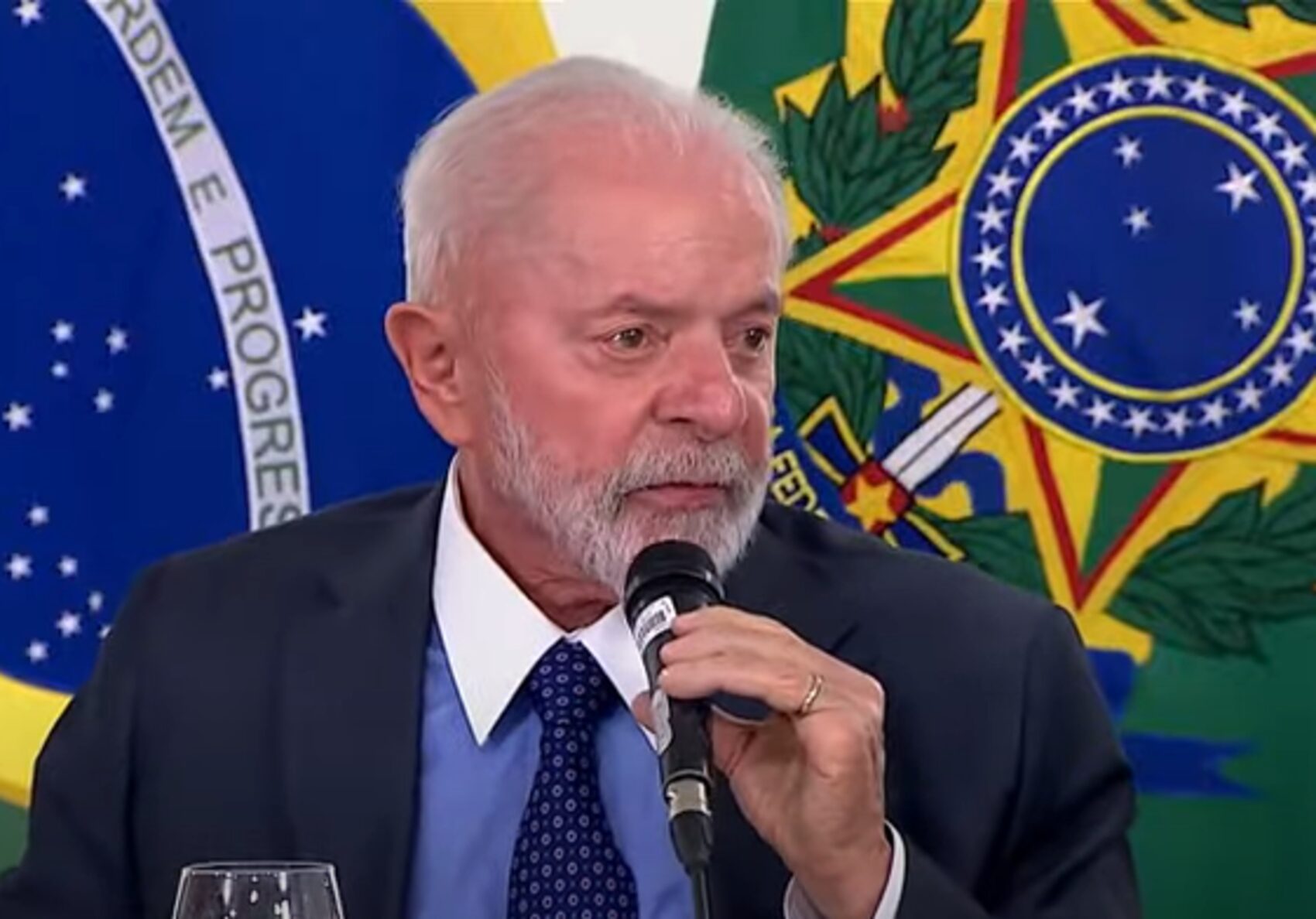 "Brasil não estava 100% preparado", diz Lula sobre crise climática