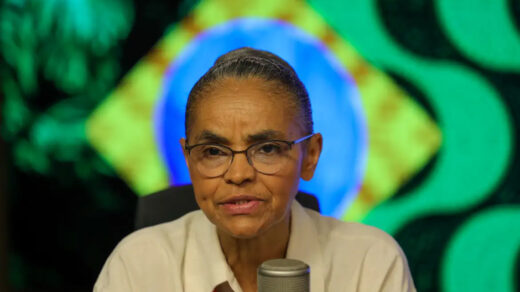 Marina Silva pede penas duras contra incêndios criminosos: 'Fogo está proibido'.