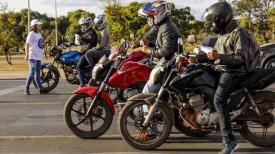 Produção de motos cresce 11,4% em agosto, diz Abraciclo