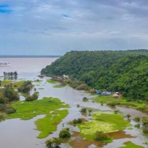 Rio Amazonas apresenta subida por três dias