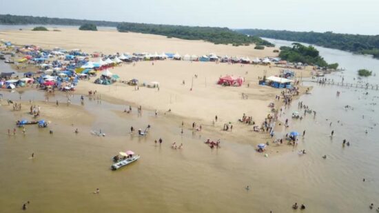 O tiroteio deixou um morto e dois feridos durante o Festival de Praia de Rondônia. Foto: Reprodução Internet