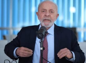 Lula destaca à Rádio Norte FM que a visita ao Amazonas "foi necessária".