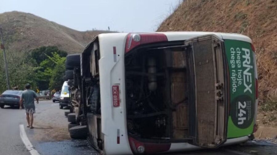 44 pessoas estavam no ônibus do acidente no Rio de Janeiro. Foto: Reprodução Internet