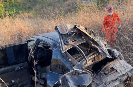 Mulher de 24 anos morreu após o carro capotar na TO-050 - Foto: Ascom/CBM