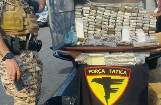 Polícia Militar apreendeu mais de 100 quilos de maconha - Foto: Divulgação/Ascom 8º BPM