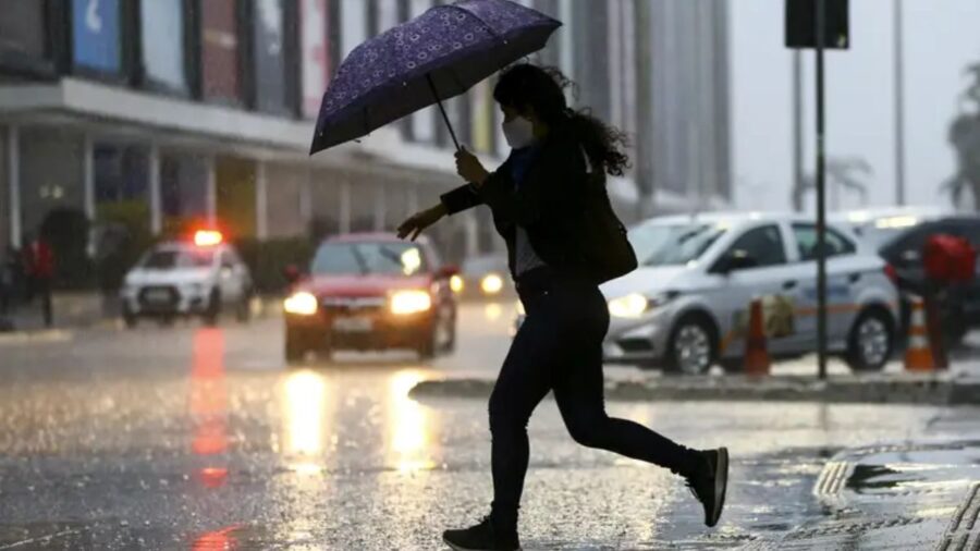 O DF ficou mais de 150 sem chuva - Foto: Marcelo Camargo/Agência Brasil